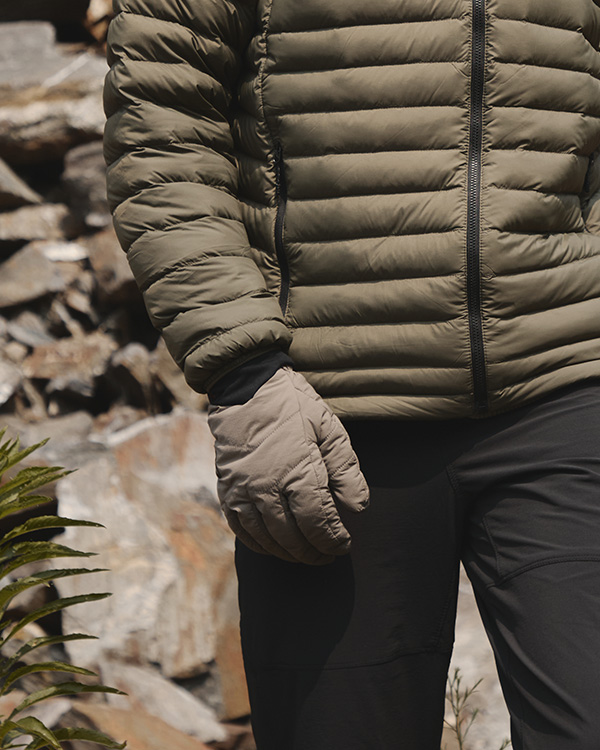 OUTDOOR RESEARCH ITEM