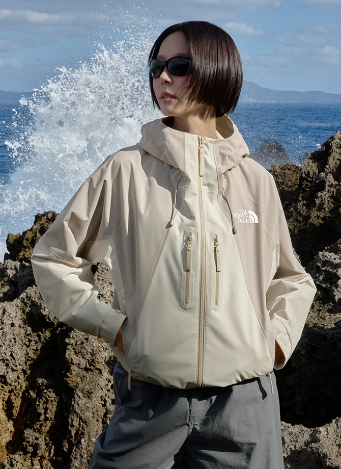 LIGHT LAYERS, BLOOMING