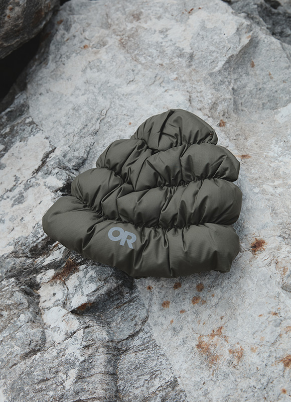 OUTDOOR RESEARCH ITEM