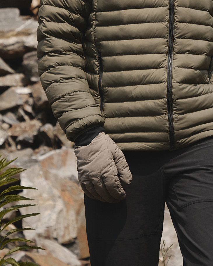 OUTDOOR RESEARCH ITEM