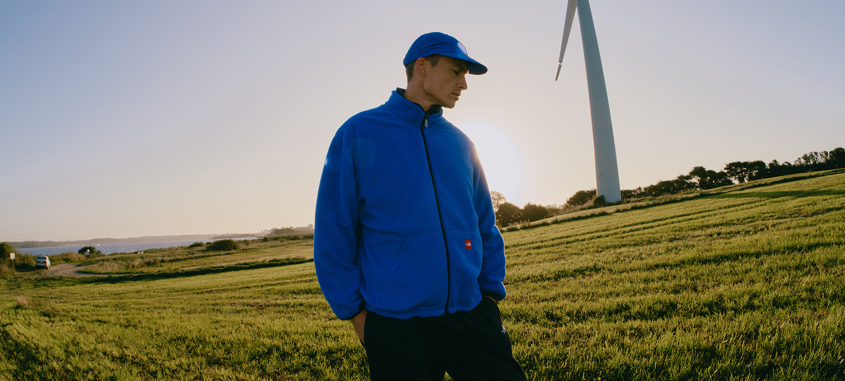 THE NORTH FACE RED BOX