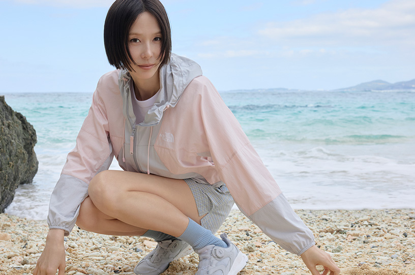 LIGHT LAYERS, BLOOMING