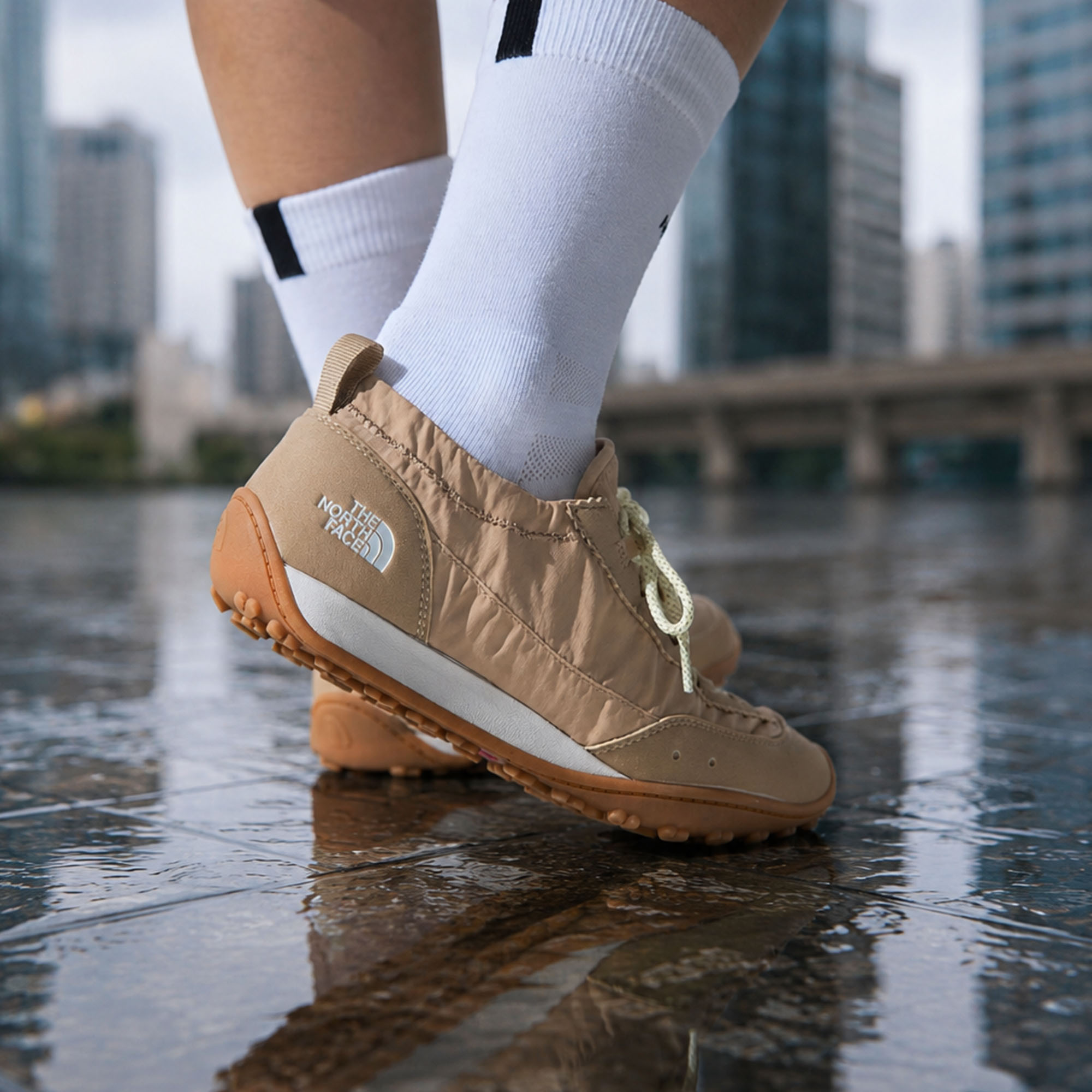 WHITE LABEL CLYFFE LOW SNEAKERS