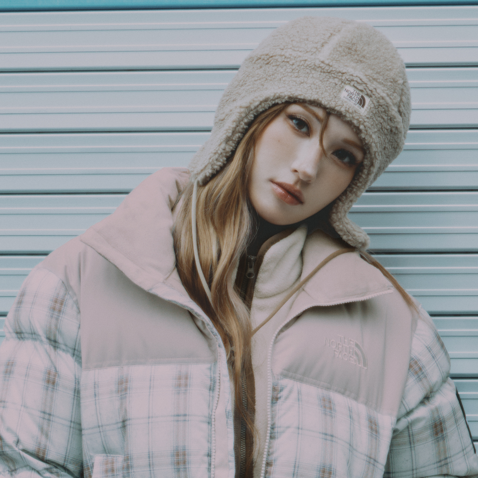 WL FLUFFY EARMUFF BEANIE