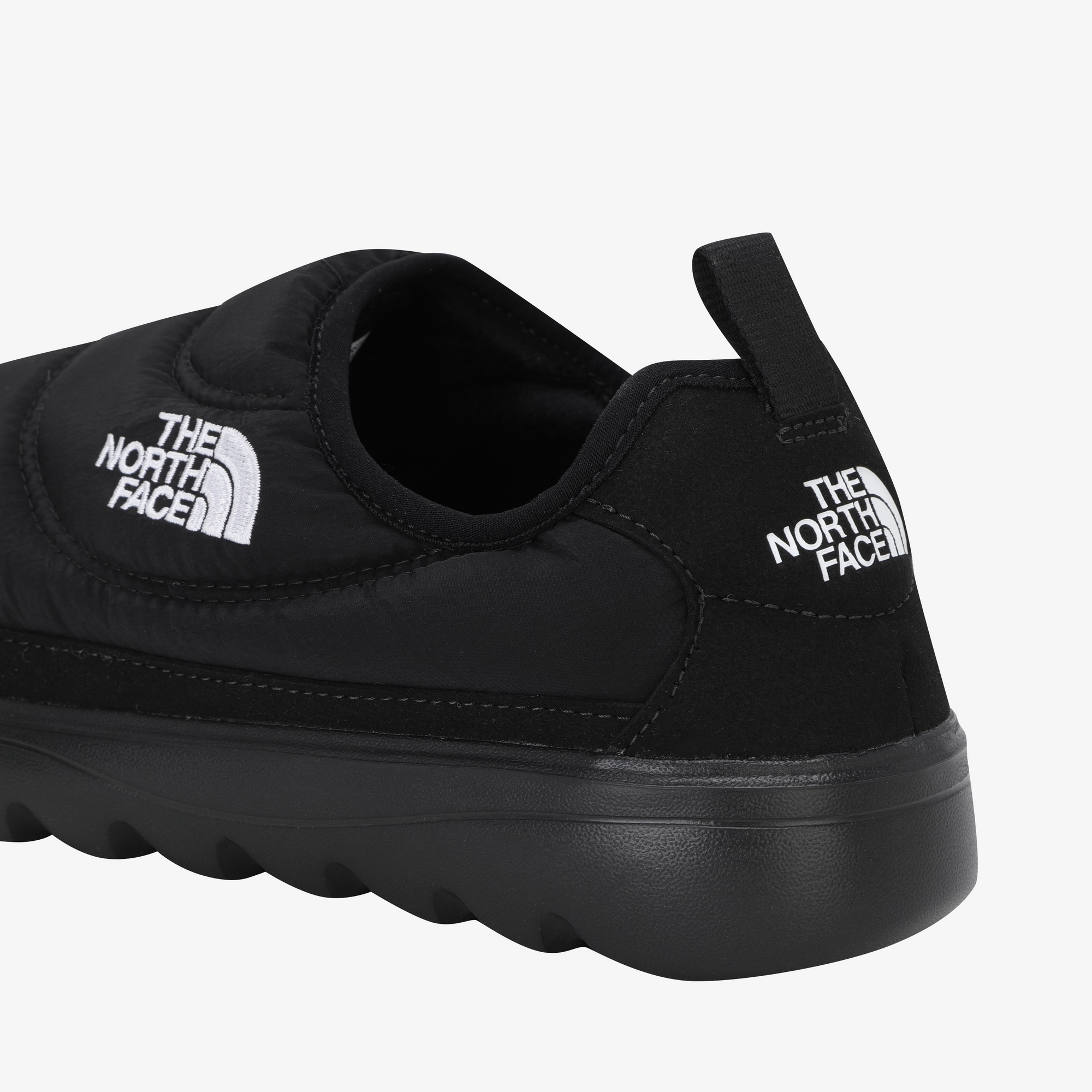 DOME SLIP ON