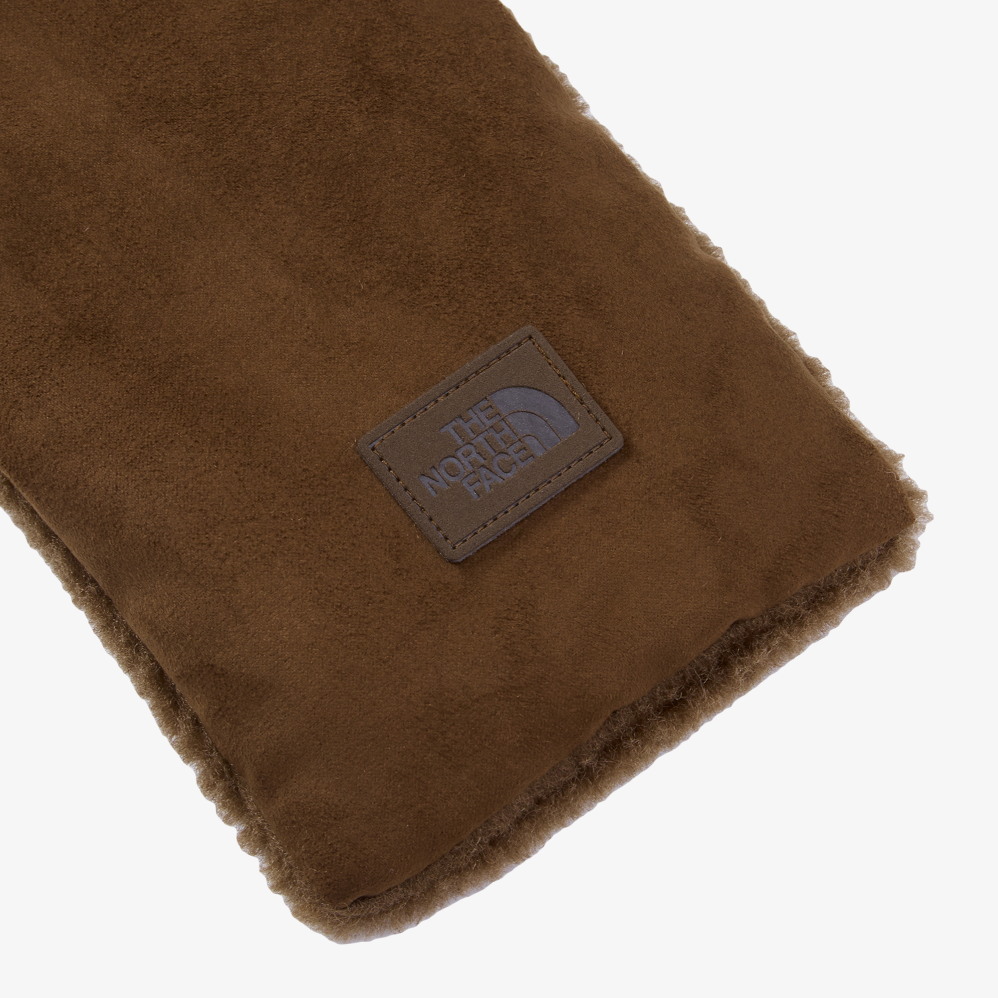 T-BALL MUFFLER FUR