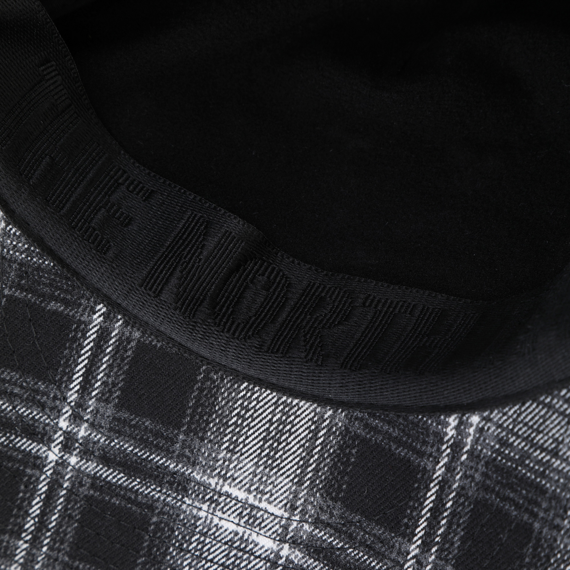 STANDARD LOW EARMUFF CAP