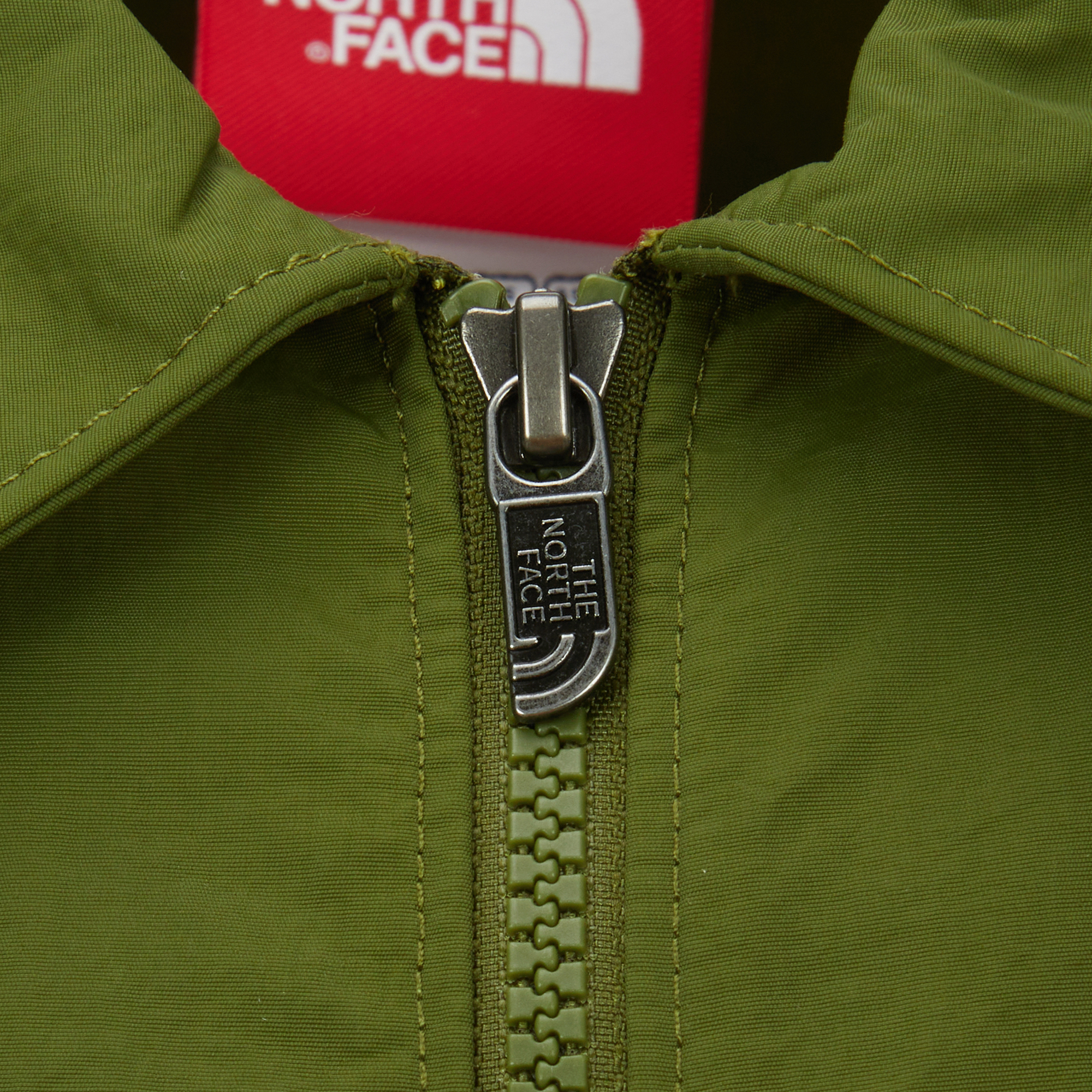 M TNF RED BOX NYLON L/S SHIRT