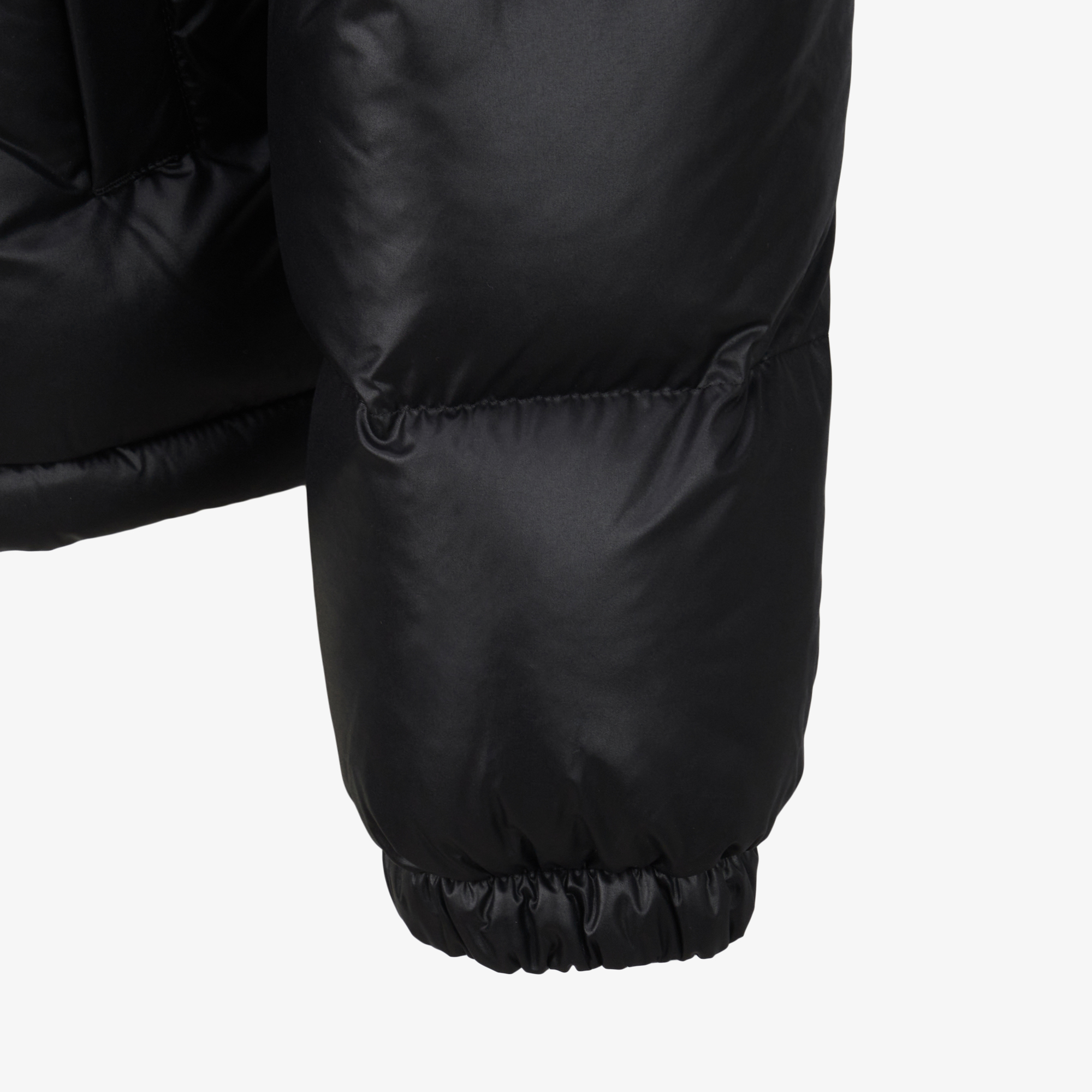 M'S NUPTSE ON JACKET