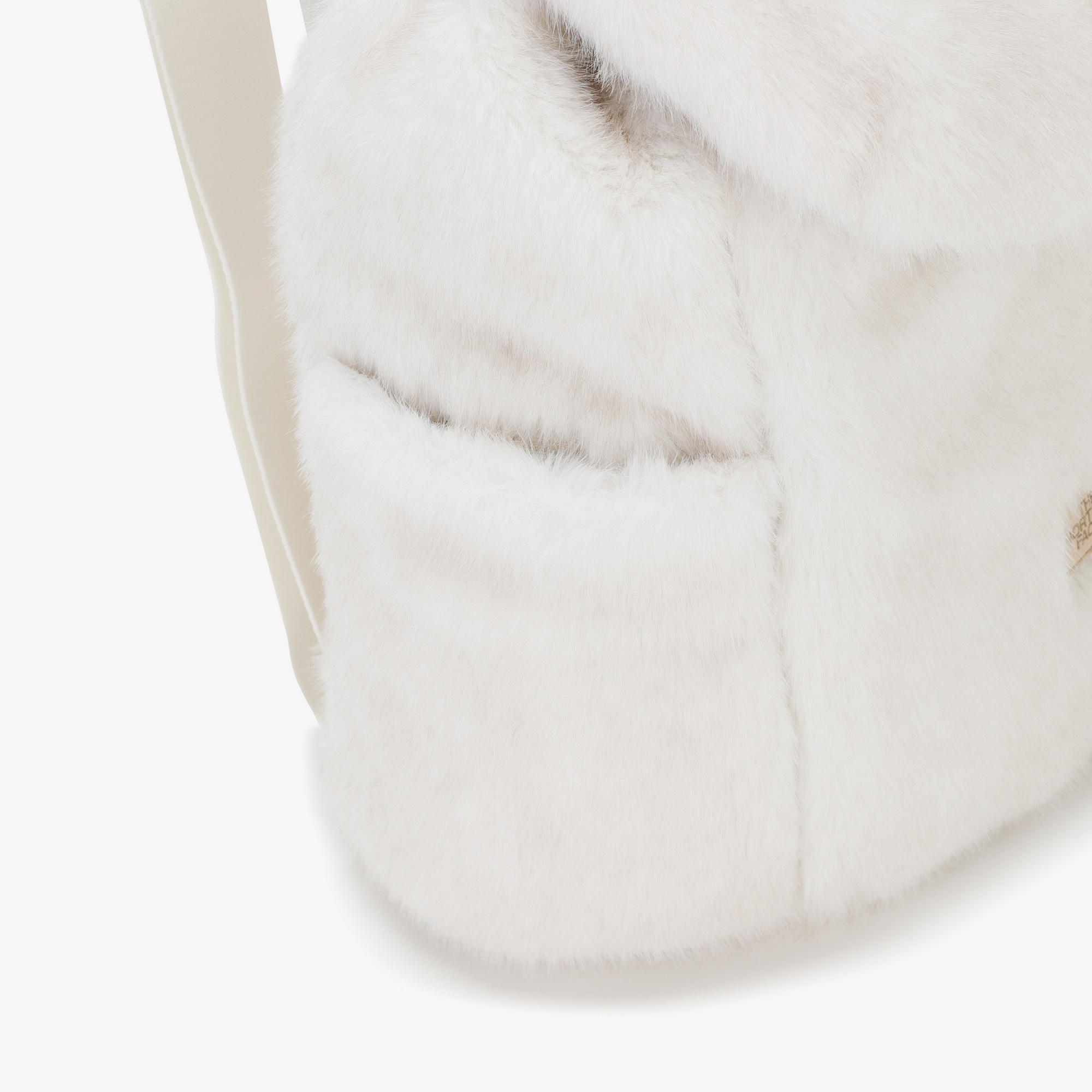 ELLA BACKPACK_FUR