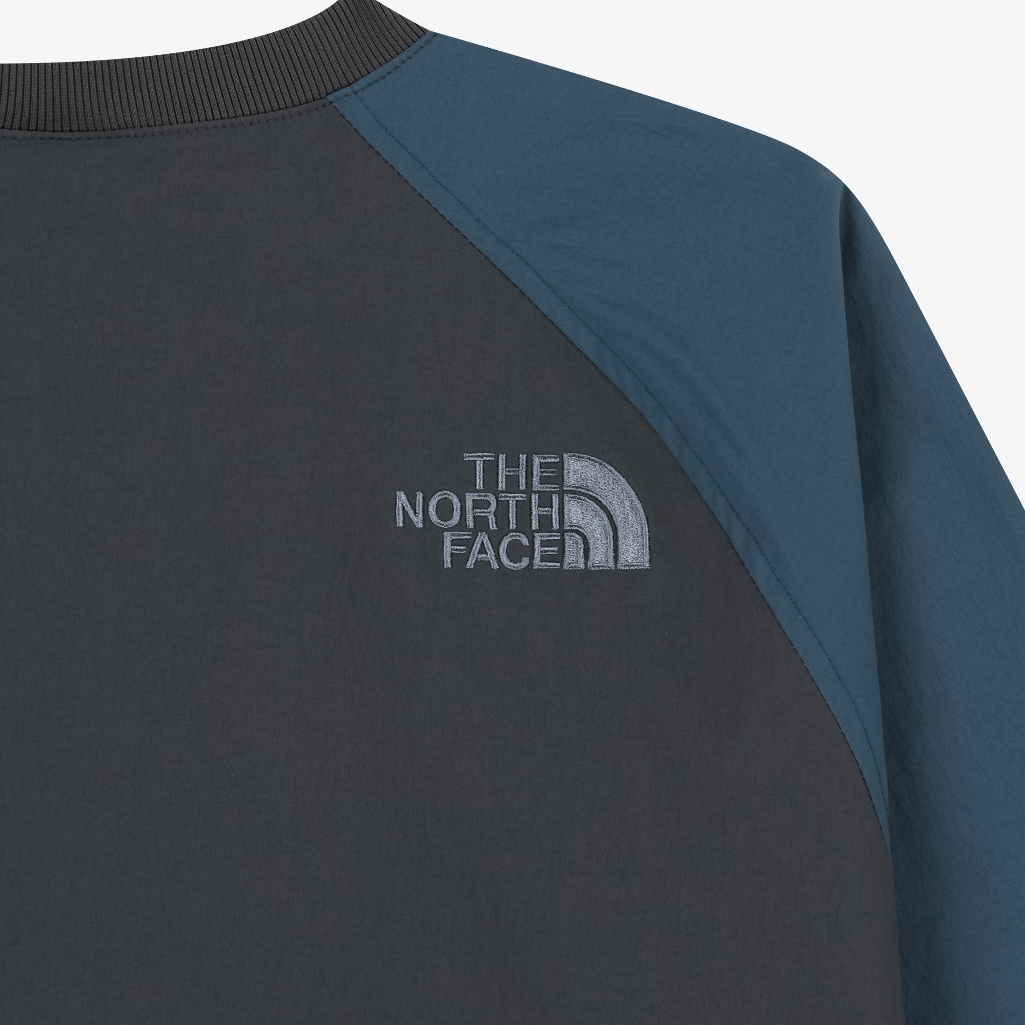 VARIA CREWNECK