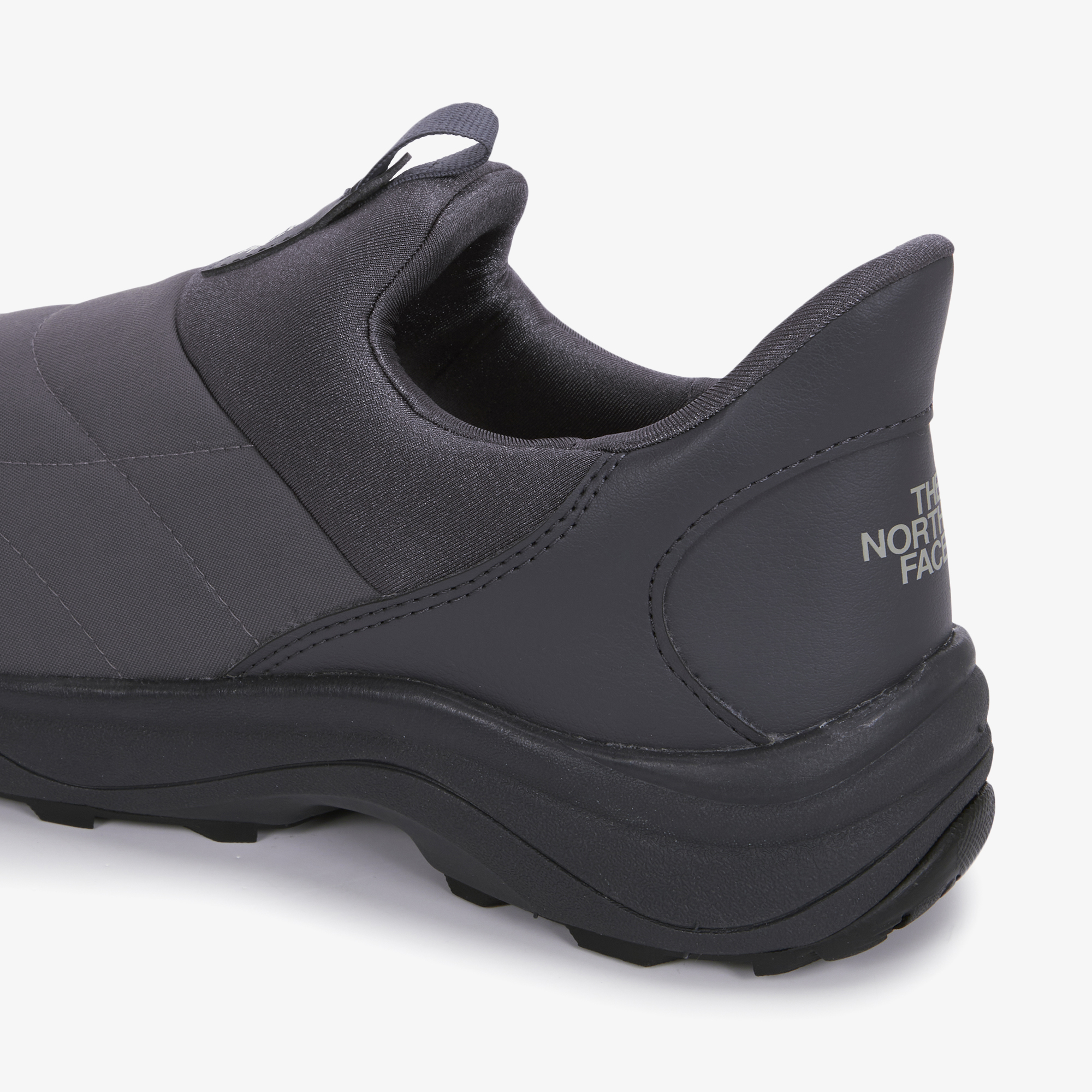 V-MOTION SLIP-ON