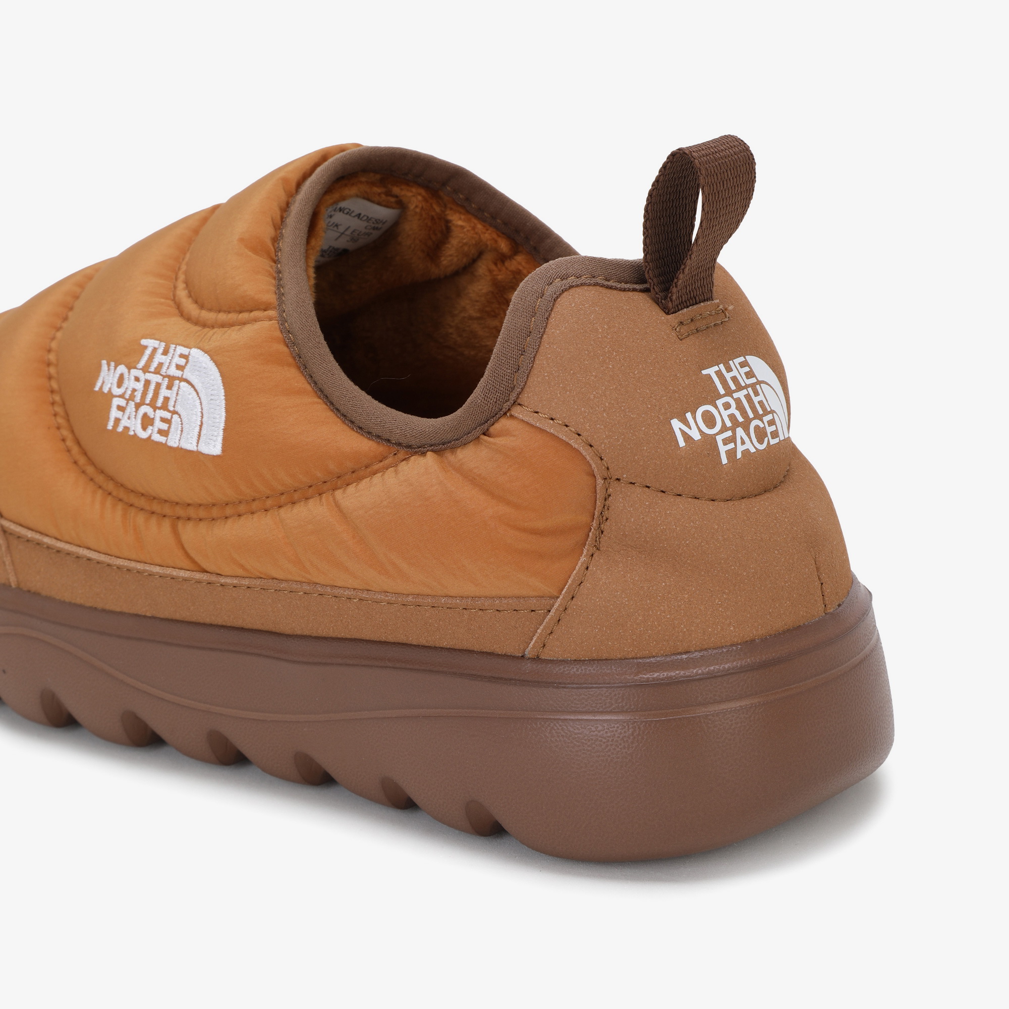 DOME SLIP ON