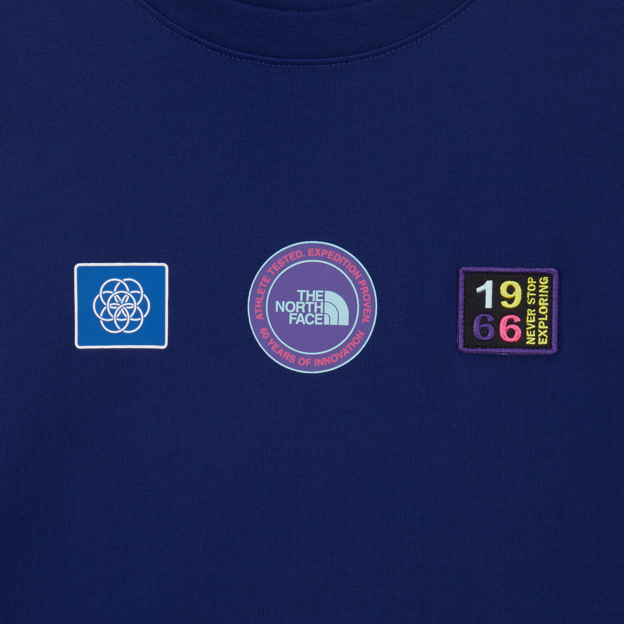 U EXPLORER BADGES RLX SS TEE-GRAPHIC