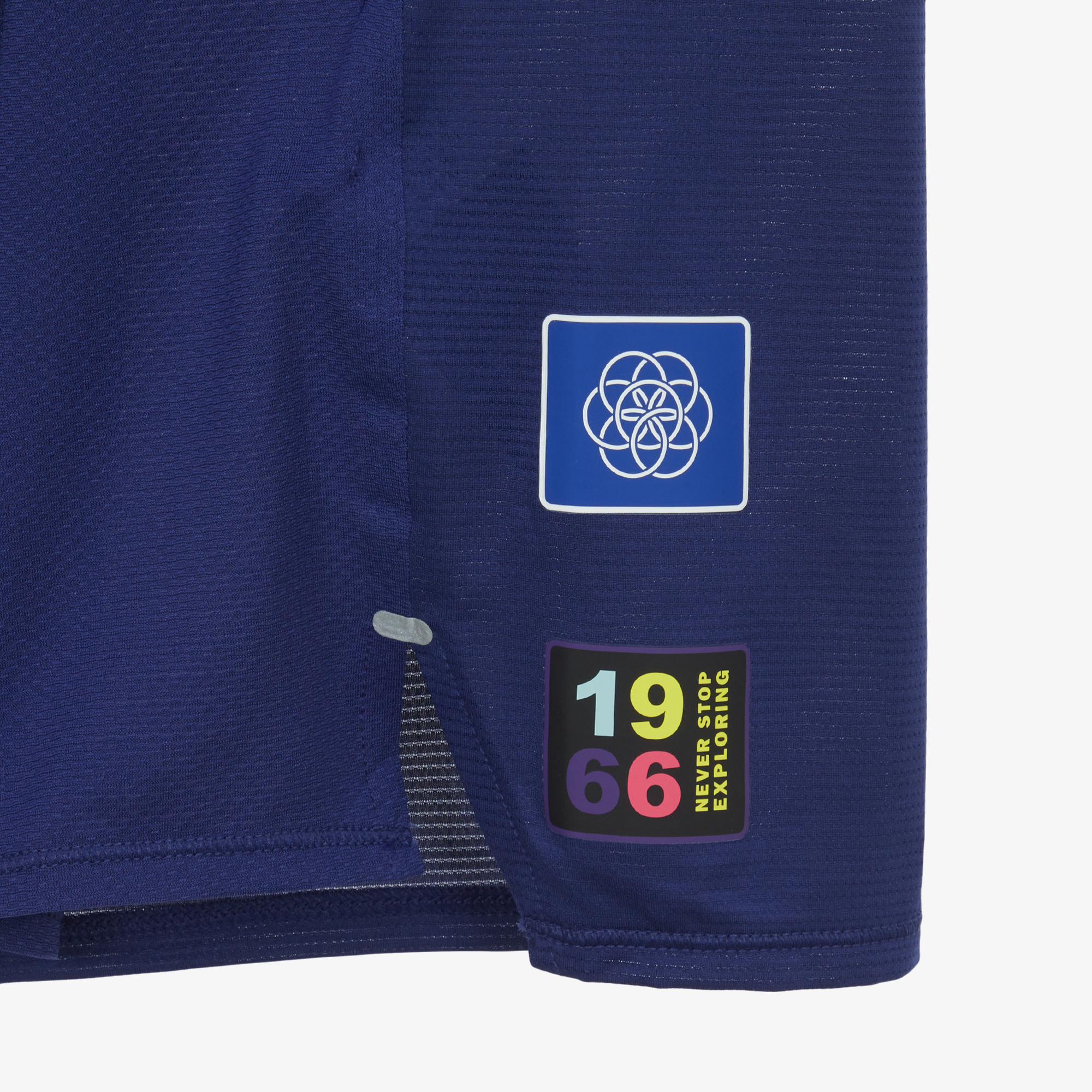 M SUMMIT HIGH TRAIL TANK - GRAPHIC