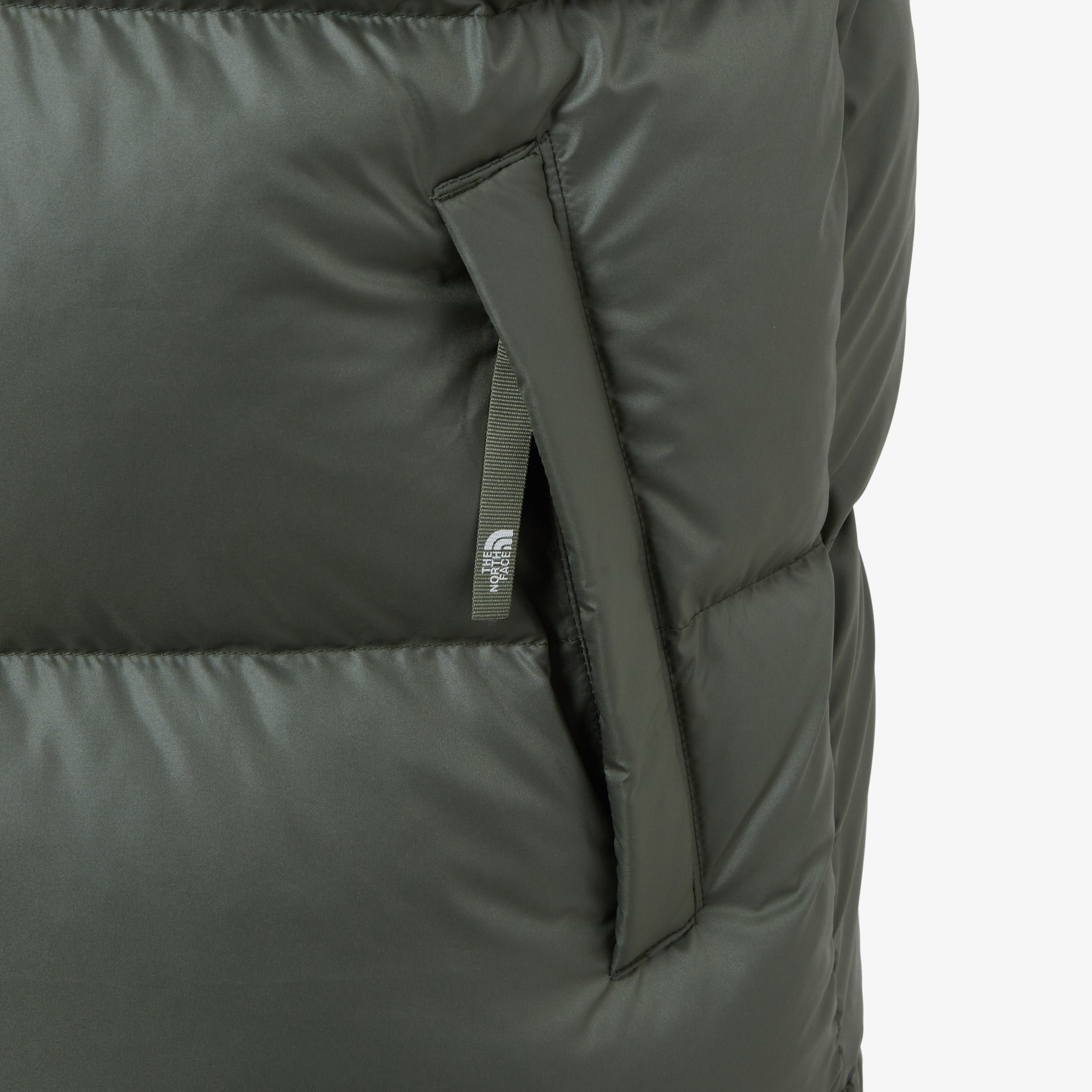 M'S NUPTSE ON VEST