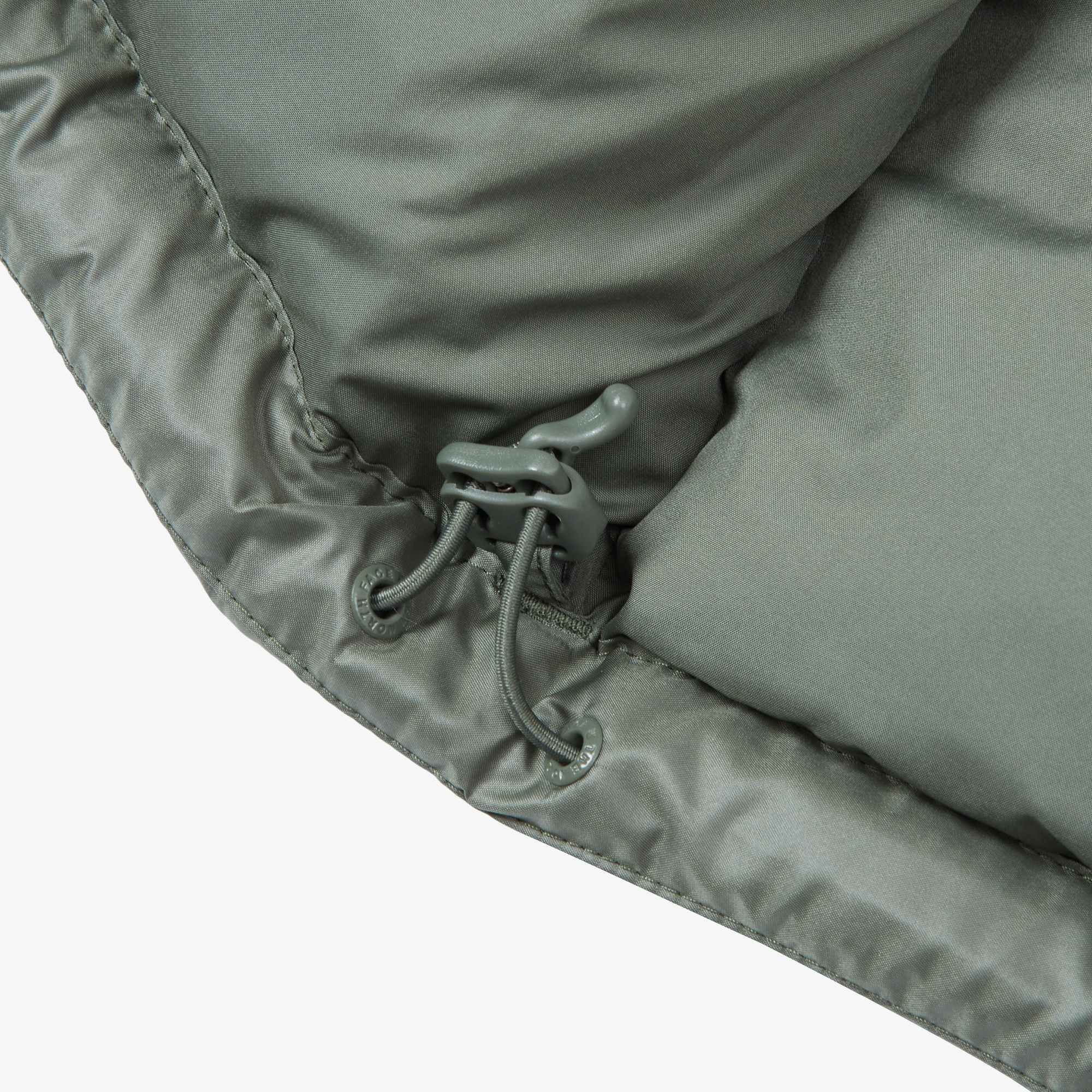 M'S NUPTSE ON VEST